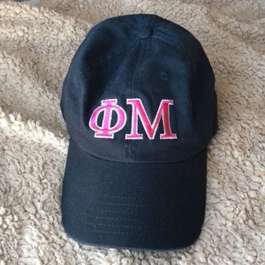 ΦΜ cap